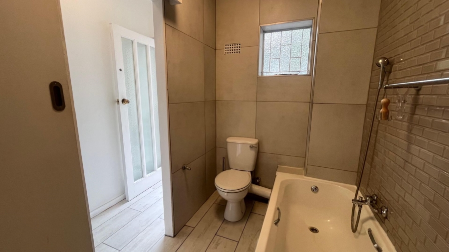 1 Bedroom Property for Sale in Tamboerskloof Western Cape